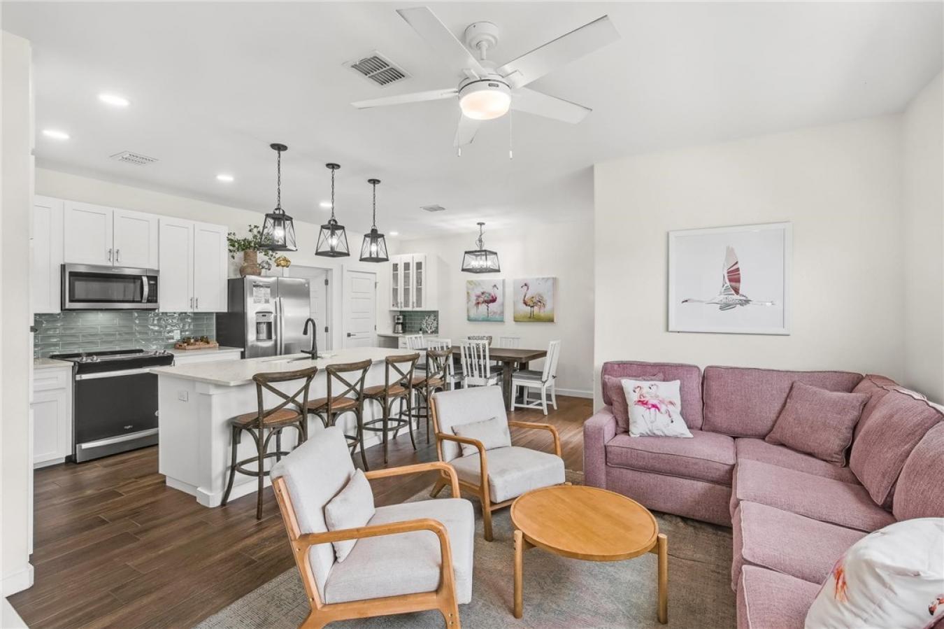 Port Aransas, Nueces, 78373, United States, 4 Bedrooms Bedrooms, ,3 BathroomsBathrooms,Residential,For Sale,1953508