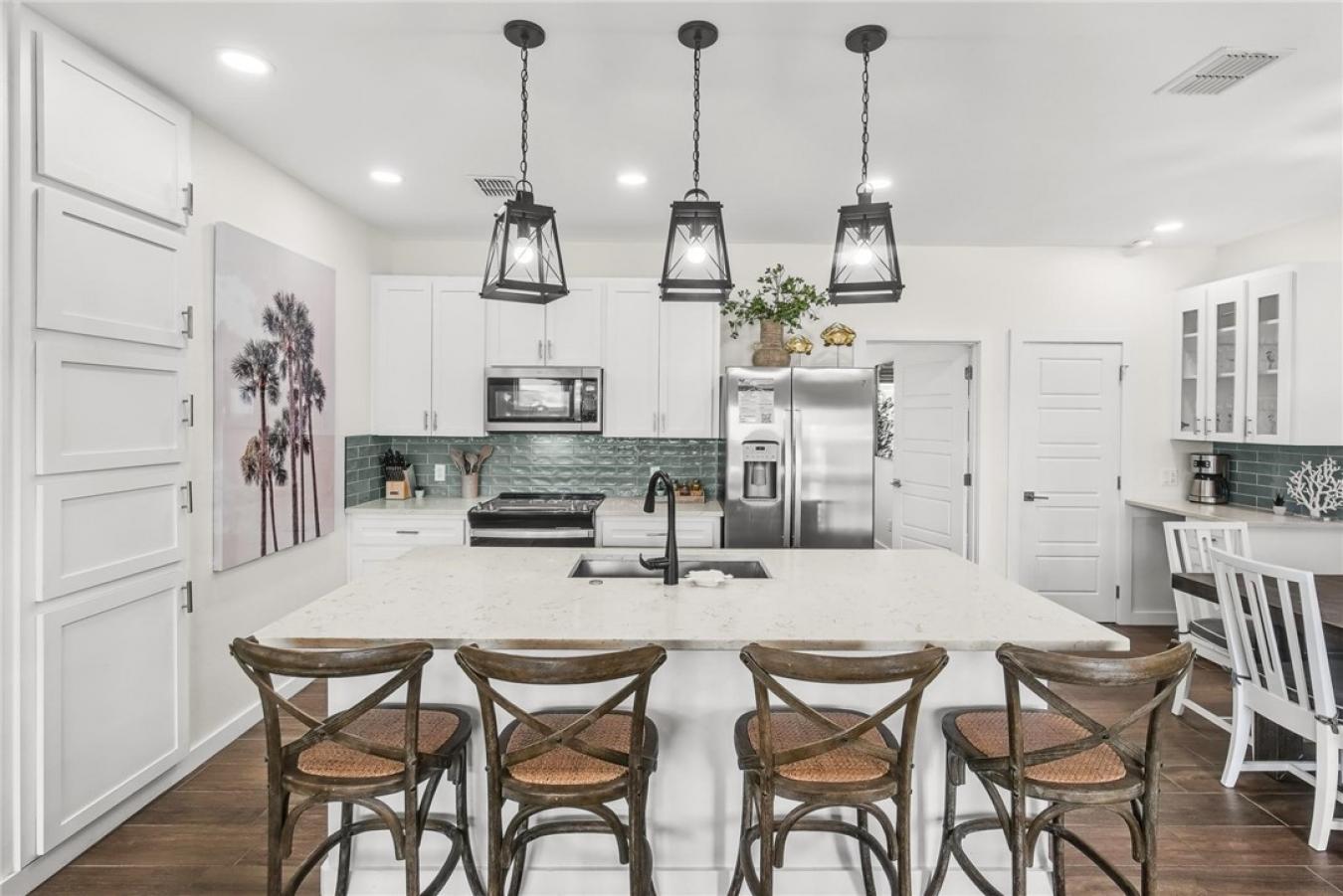 Port Aransas, Nueces, 78373, United States, 4 Bedrooms Bedrooms, ,3 BathroomsBathrooms,Residential,For Sale,1953508