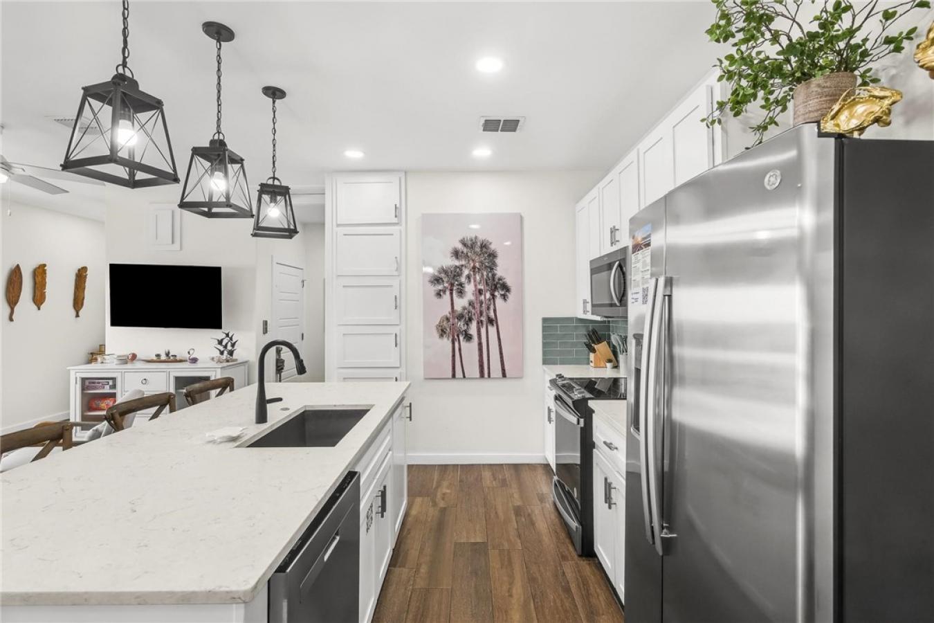 Port Aransas, Nueces, 78373, United States, 4 Bedrooms Bedrooms, ,3 BathroomsBathrooms,Residential,For Sale,1953508