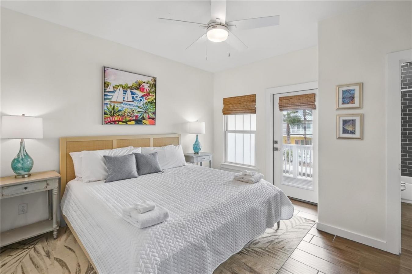 Port Aransas, Nueces, 78373, United States, 4 Bedrooms Bedrooms, ,3 BathroomsBathrooms,Residential,For Sale,1953508