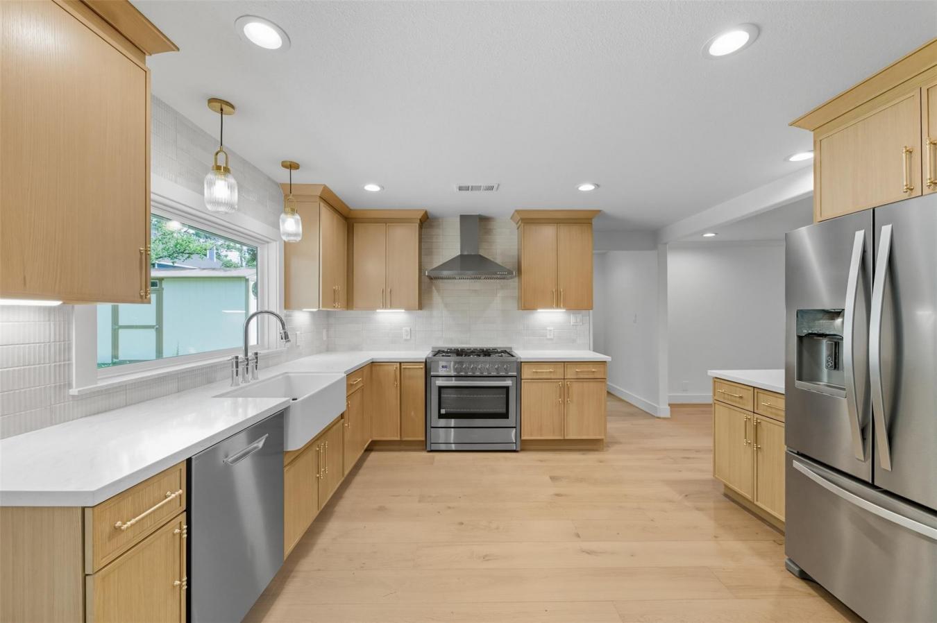 Houston, Harris, 77018, United States, 3 Bedrooms Bedrooms, ,2 BathroomsBathrooms,Residential,For Sale,1953920