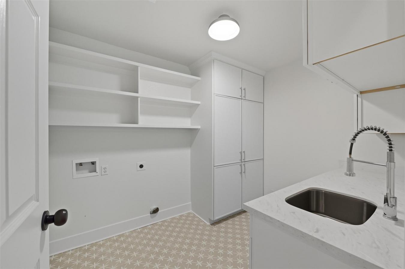 Houston, Harris, 77018, United States, 3 Bedrooms Bedrooms, ,2 BathroomsBathrooms,Residential,For Sale,1953920