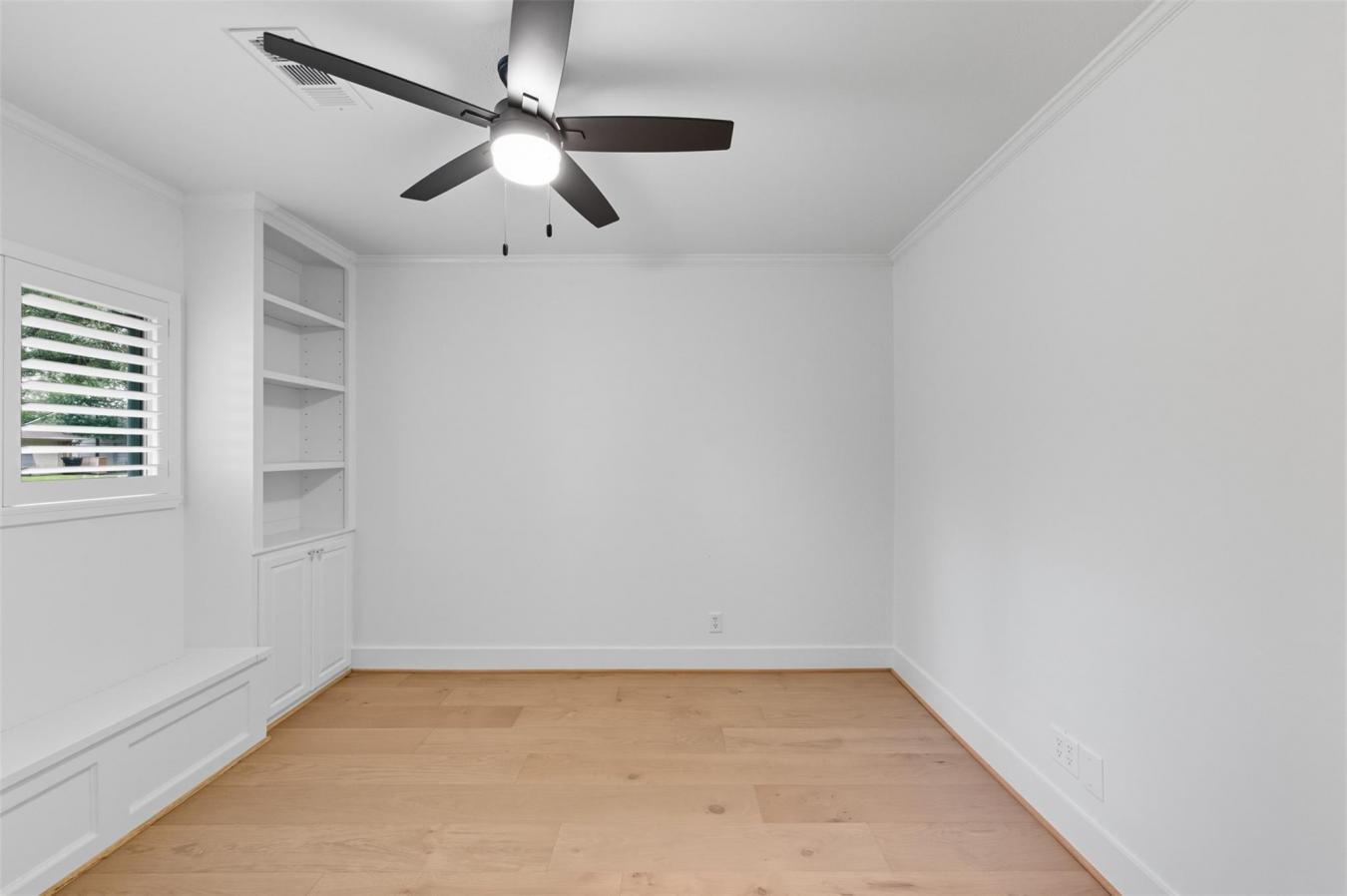 Houston, Harris, 77018, United States, 3 Bedrooms Bedrooms, ,2 BathroomsBathrooms,Residential,For Sale,1953920