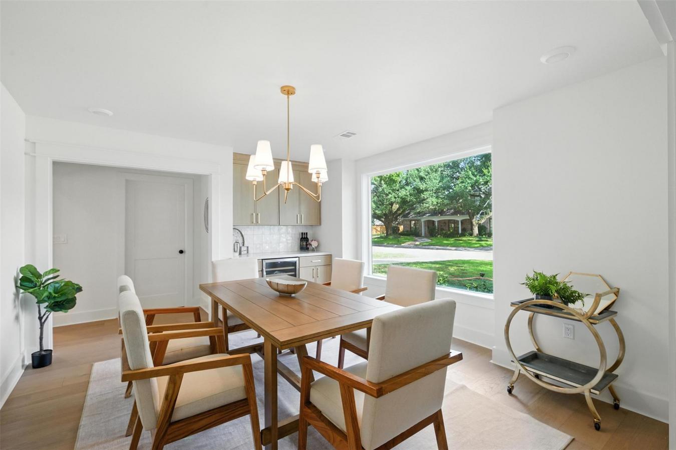 Houston, Harris, 77042, United States, 4 Bedrooms Bedrooms, ,2 BathroomsBathrooms,Residential,For Sale,1953919