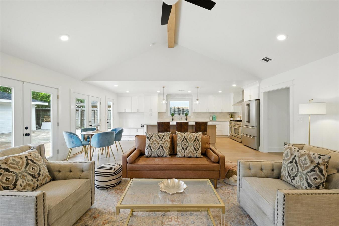 Houston, Harris, 77042, United States, 4 Bedrooms Bedrooms, ,2 BathroomsBathrooms,Residential,For Sale,1953919