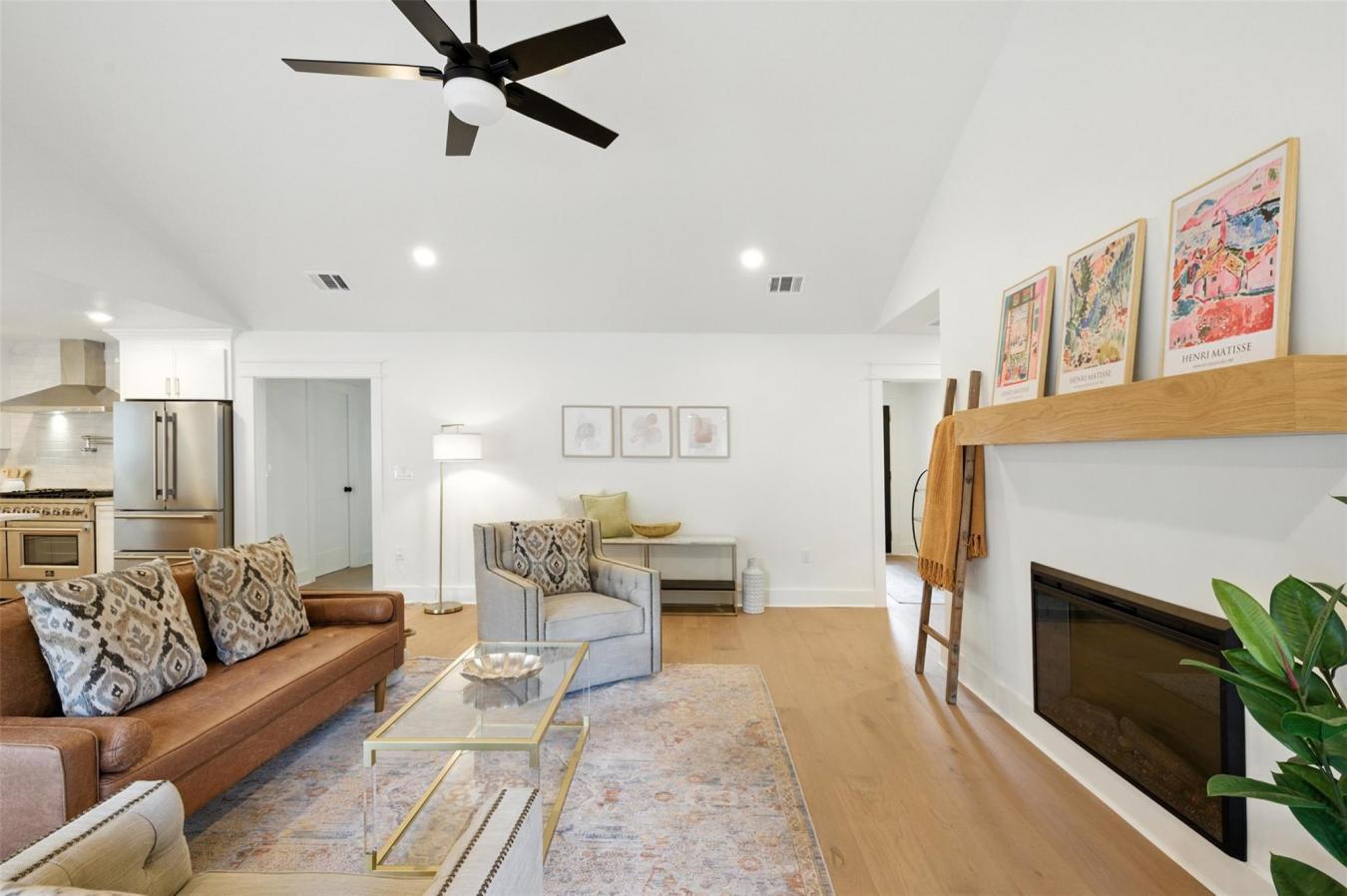 Houston, Harris, 77042, United States, 4 Bedrooms Bedrooms, ,2 BathroomsBathrooms,Residential,For Sale,1953919