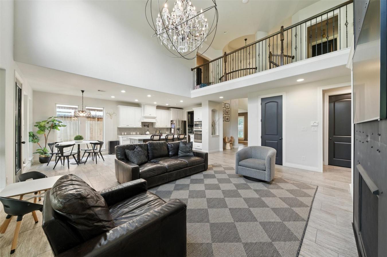 Houston, Harris, 77055, United States, 4 Bedrooms Bedrooms, ,3 BathroomsBathrooms,Residential,For Sale,1953918