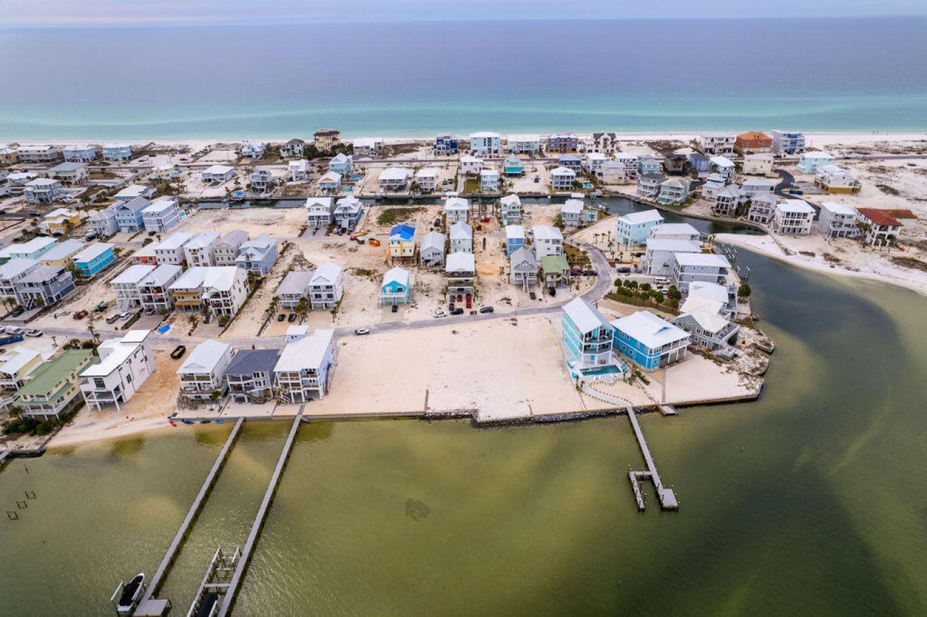 Pensacola Beach, Florida, 32566, United States, ,Residential,For Sale,1953506