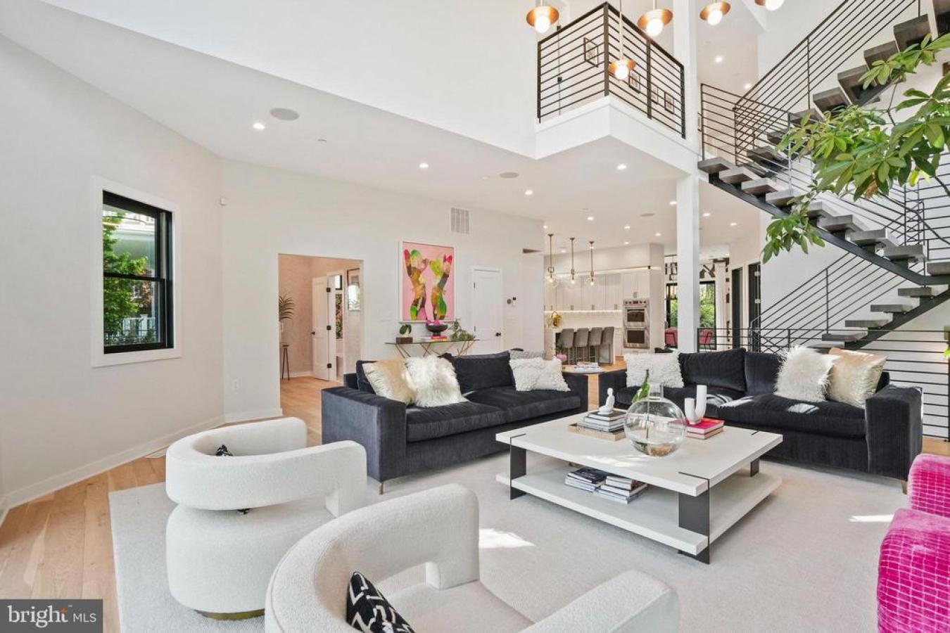 WASHINGTON, WASHINGTON, 20016, United States, 5 Bedrooms Bedrooms, ,5 BathroomsBathrooms,Residential,For Sale,1953917