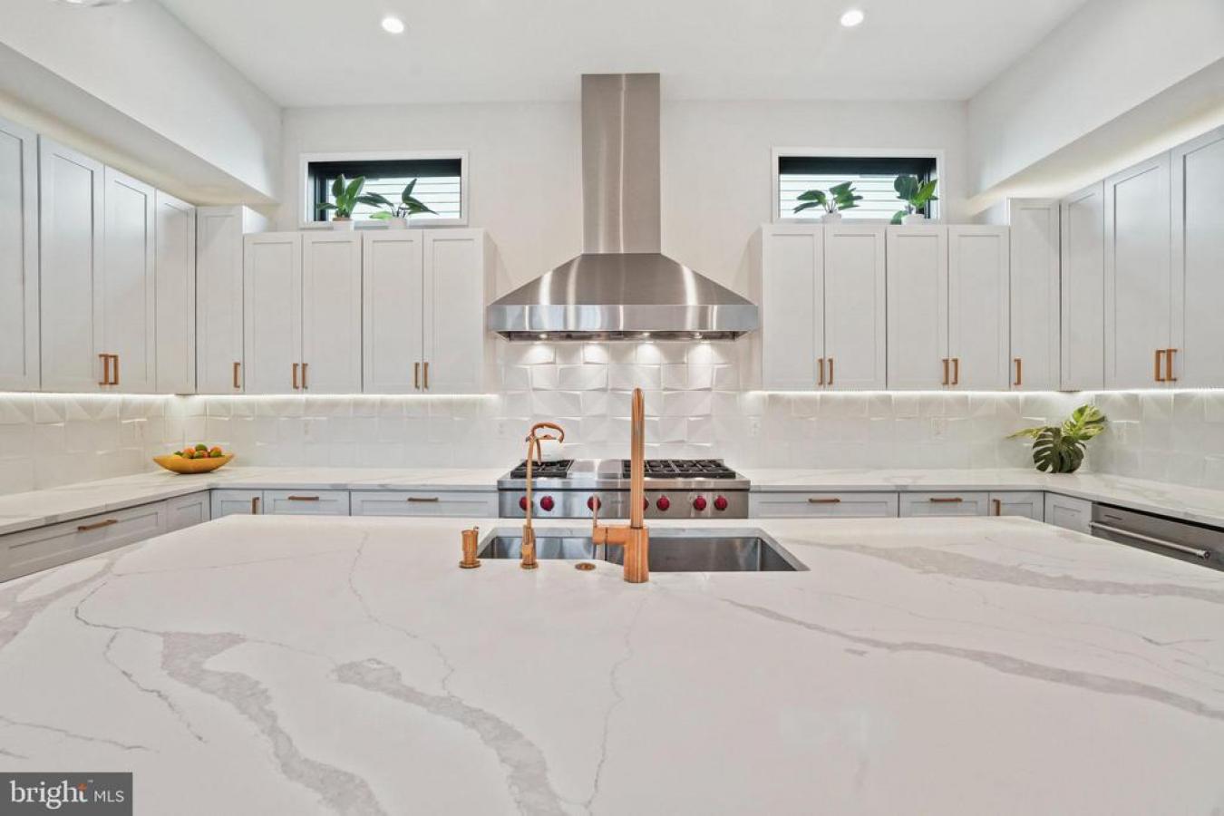 WASHINGTON, WASHINGTON, 20016, United States, 5 Bedrooms Bedrooms, ,5 BathroomsBathrooms,Residential,For Sale,1953917