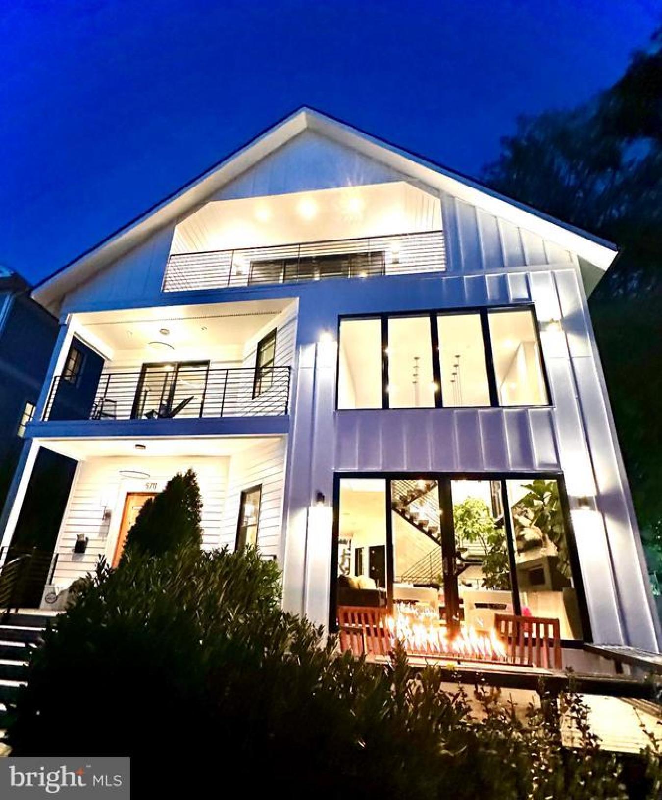 WASHINGTON, WASHINGTON, 20016, United States, 5 Bedrooms Bedrooms, ,5 BathroomsBathrooms,Residential,For Sale,1953917