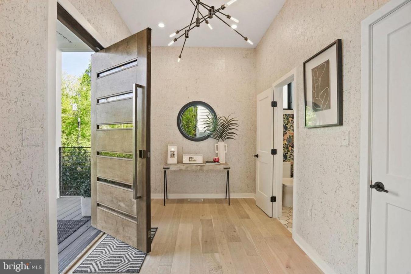 WASHINGTON, WASHINGTON, 20016, United States, 5 Bedrooms Bedrooms, ,5 BathroomsBathrooms,Residential,For Sale,1953917