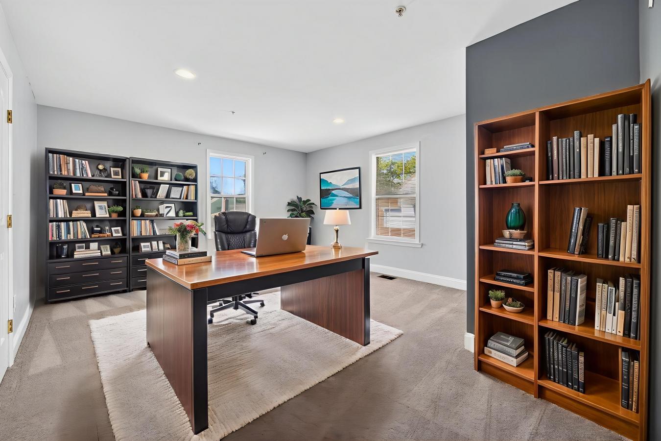 Hyattsville, Maryland, 20782, United States, 7 Bedrooms Bedrooms, ,5 BathroomsBathrooms,Residential,For Sale,1953916