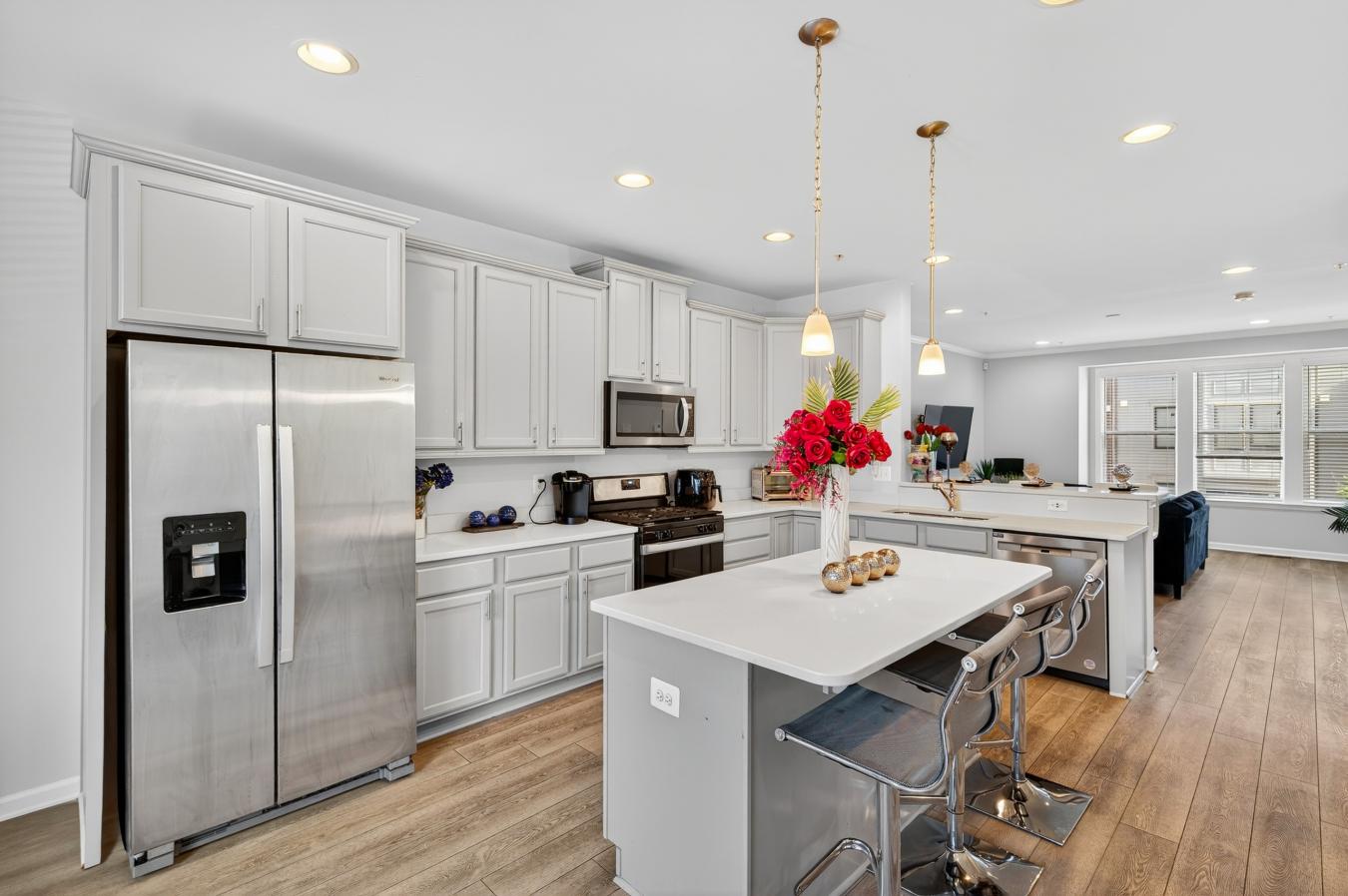 Lanham, Maryland, 20706, United States, 3 Bedrooms Bedrooms, ,2 BathroomsBathrooms,Residential,For Sale,1953915
