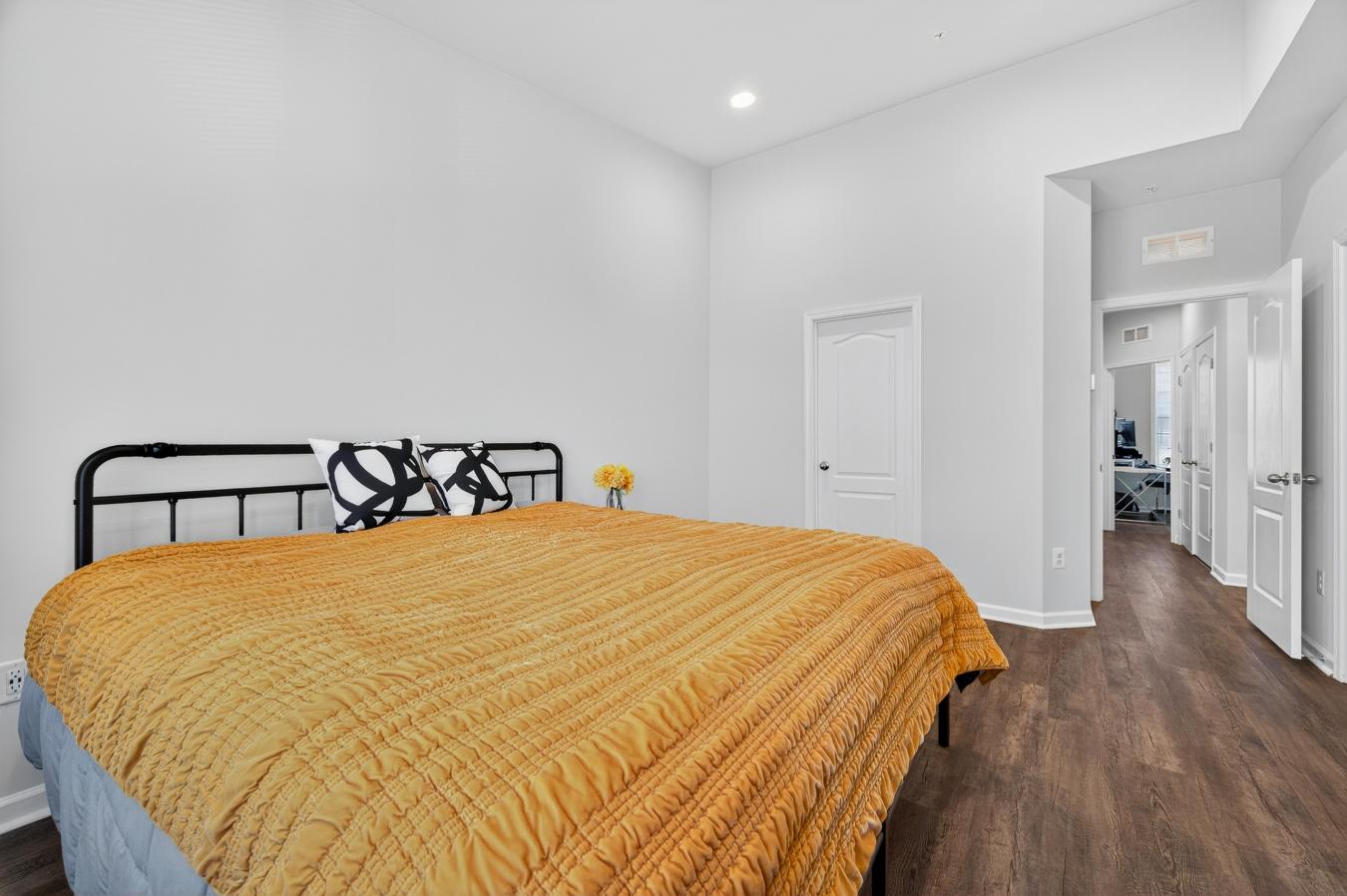 Lanham, Maryland, 20706, United States, 3 Bedrooms Bedrooms, ,2 BathroomsBathrooms,Residential,For Sale,1953915