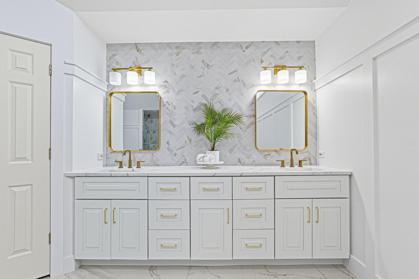 Plainfield, Will, 60585, United States, 5 Bedrooms Bedrooms, ,3 BathroomsBathrooms,Residential,For Sale,1953912