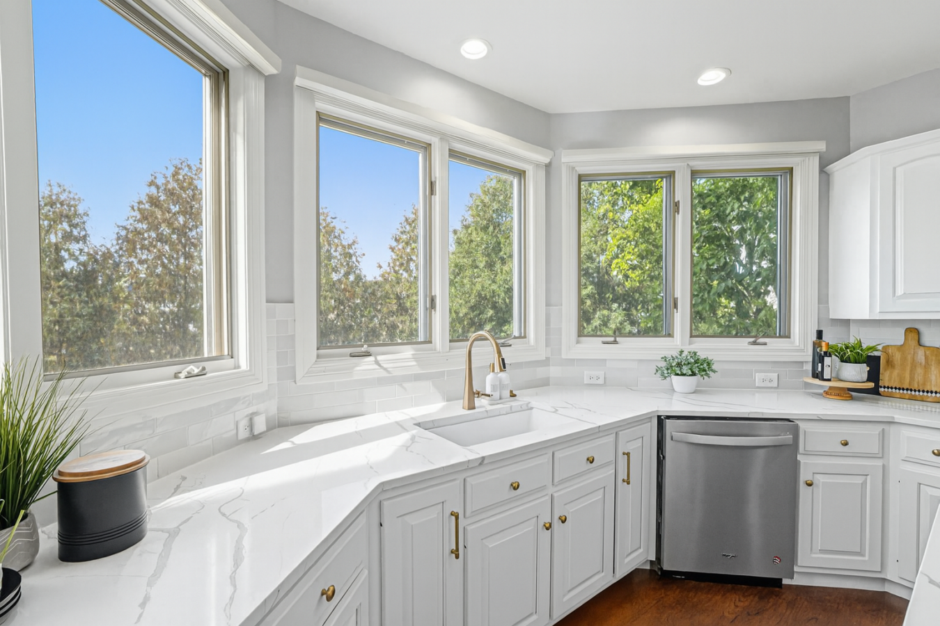 Plainfield, Will, 60585, United States, 5 Bedrooms Bedrooms, ,3 BathroomsBathrooms,Residential,For Sale,1953912