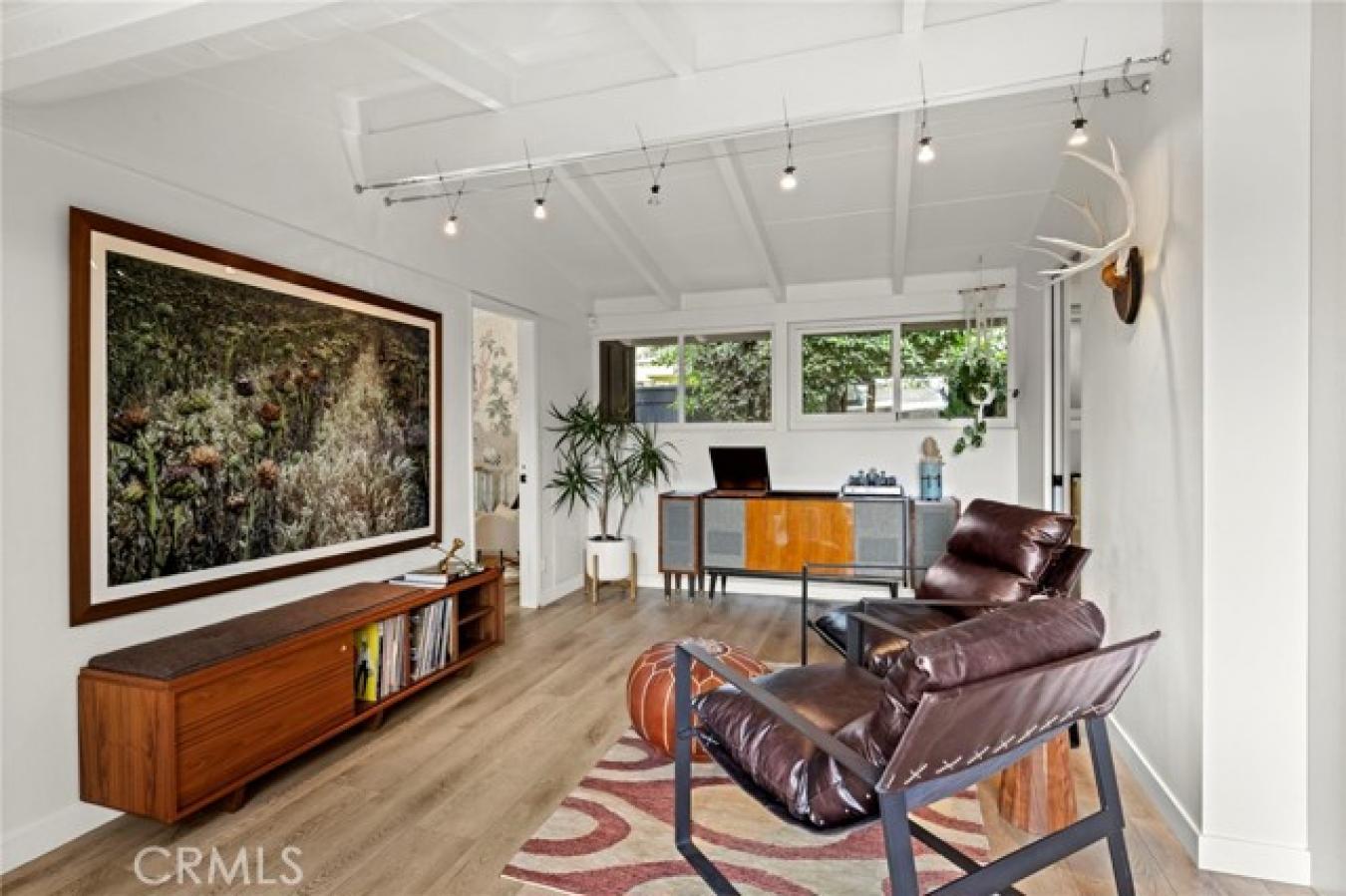 Long Beach, Los Angeles, 90808, United States, 3 Bedrooms Bedrooms, ,4 BathroomsBathrooms,Residential,For Sale,1953909