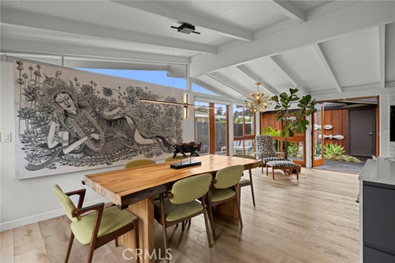 Long Beach, Los Angeles, 90808, United States, 3 Bedrooms Bedrooms, ,4 BathroomsBathrooms,Residential,For Sale,1953909