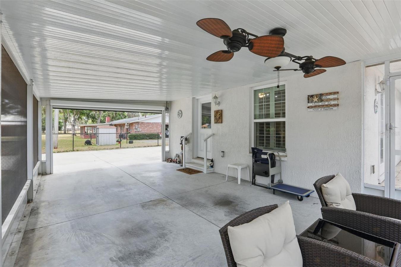 LAKELAND, Polk, 33810, United States, 4 Bedrooms Bedrooms, ,3 BathroomsBathrooms,Residential,For Sale,1953907