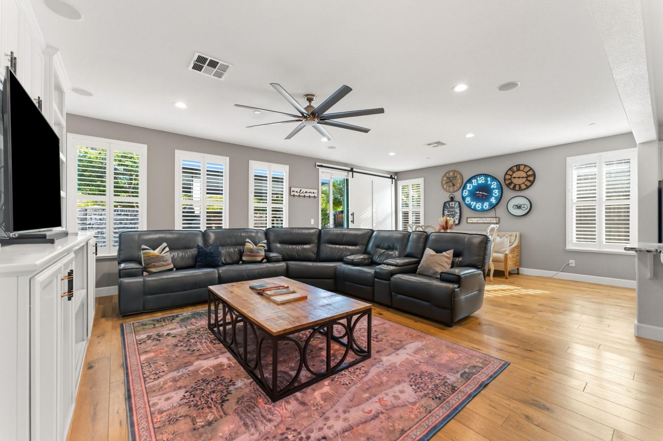 Roseville, California, 95747, United States, 4 Bedrooms Bedrooms, ,3 BathroomsBathrooms,Residential,For Sale,1953905