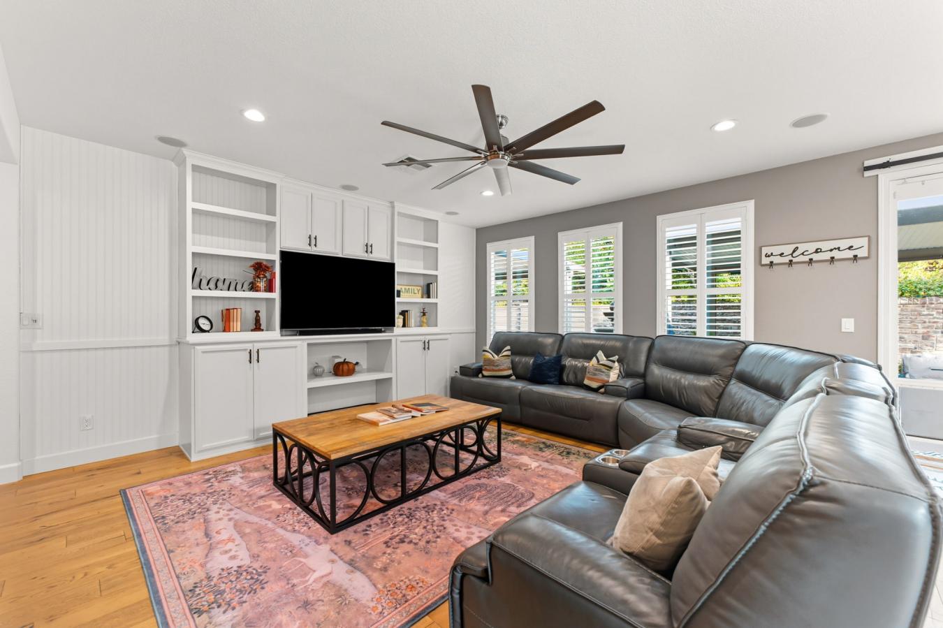 Roseville, California, 95747, United States, 4 Bedrooms Bedrooms, ,3 BathroomsBathrooms,Residential,For Sale,1953905