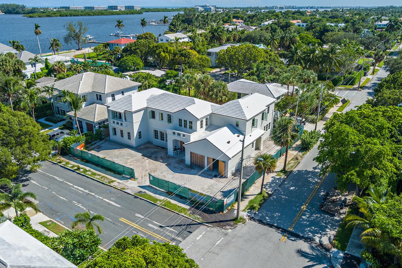 West Palm Beach, Florida, 33405, United States, 5 Bedrooms Bedrooms, ,5 BathroomsBathrooms,Residential,For Sale,1953900