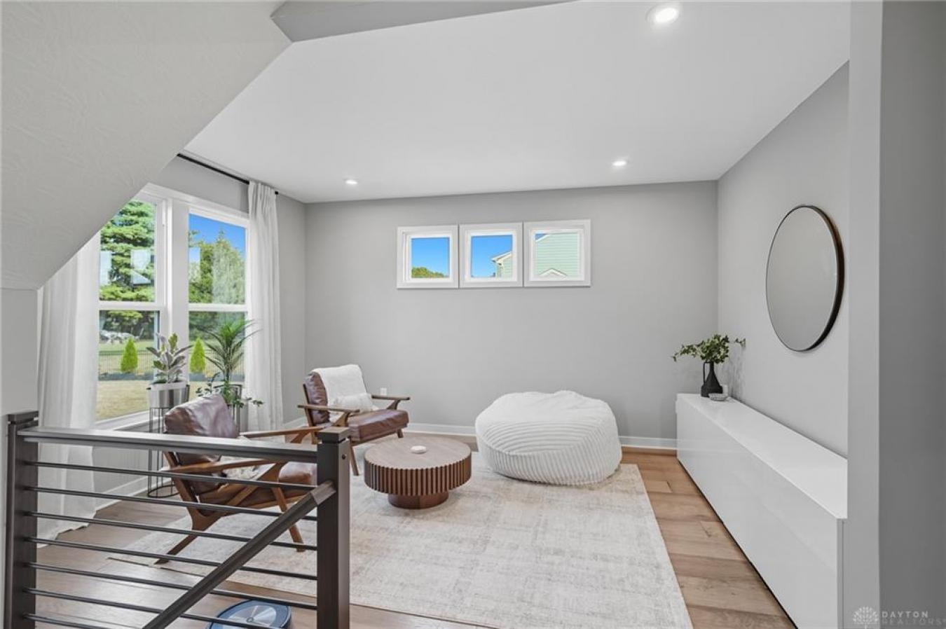 Dayton, Montgomery, 45458, United States, 4 Bedrooms Bedrooms, ,2 BathroomsBathrooms,Residential,For Sale,1963364