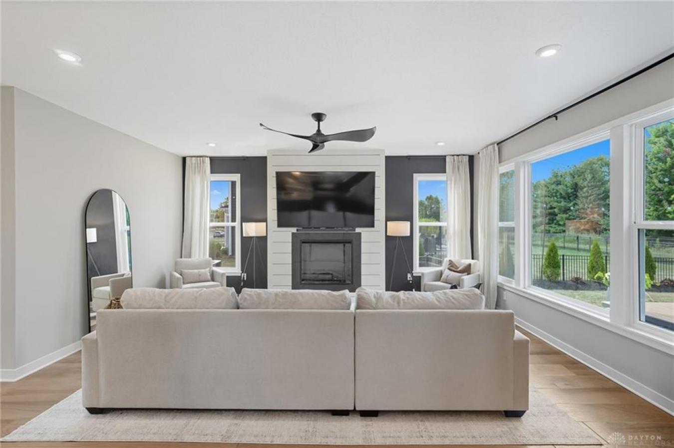 Dayton, Montgomery, 45458, United States, 4 Bedrooms Bedrooms, ,2 BathroomsBathrooms,Residential,For Sale,1963364