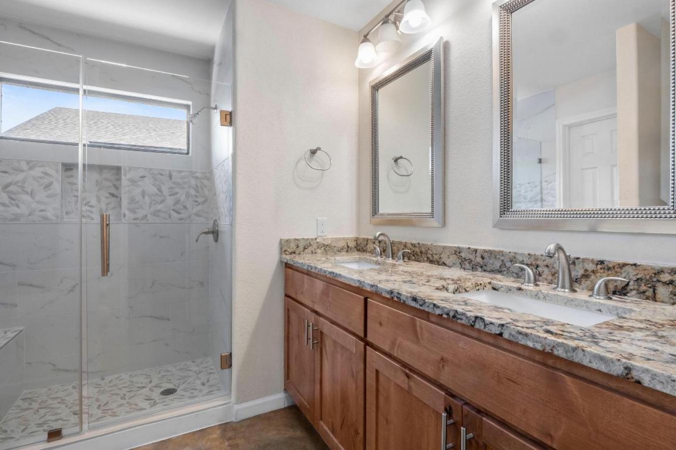 Dripping Springs, Travis, 78620, United States, 4 Bedrooms Bedrooms, ,3 BathroomsBathrooms,Residential,For Sale,1954256