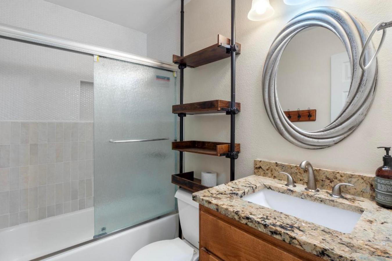 Dripping Springs, Travis, 78620, United States, 4 Bedrooms Bedrooms, ,3 BathroomsBathrooms,Residential,For Sale,1954256