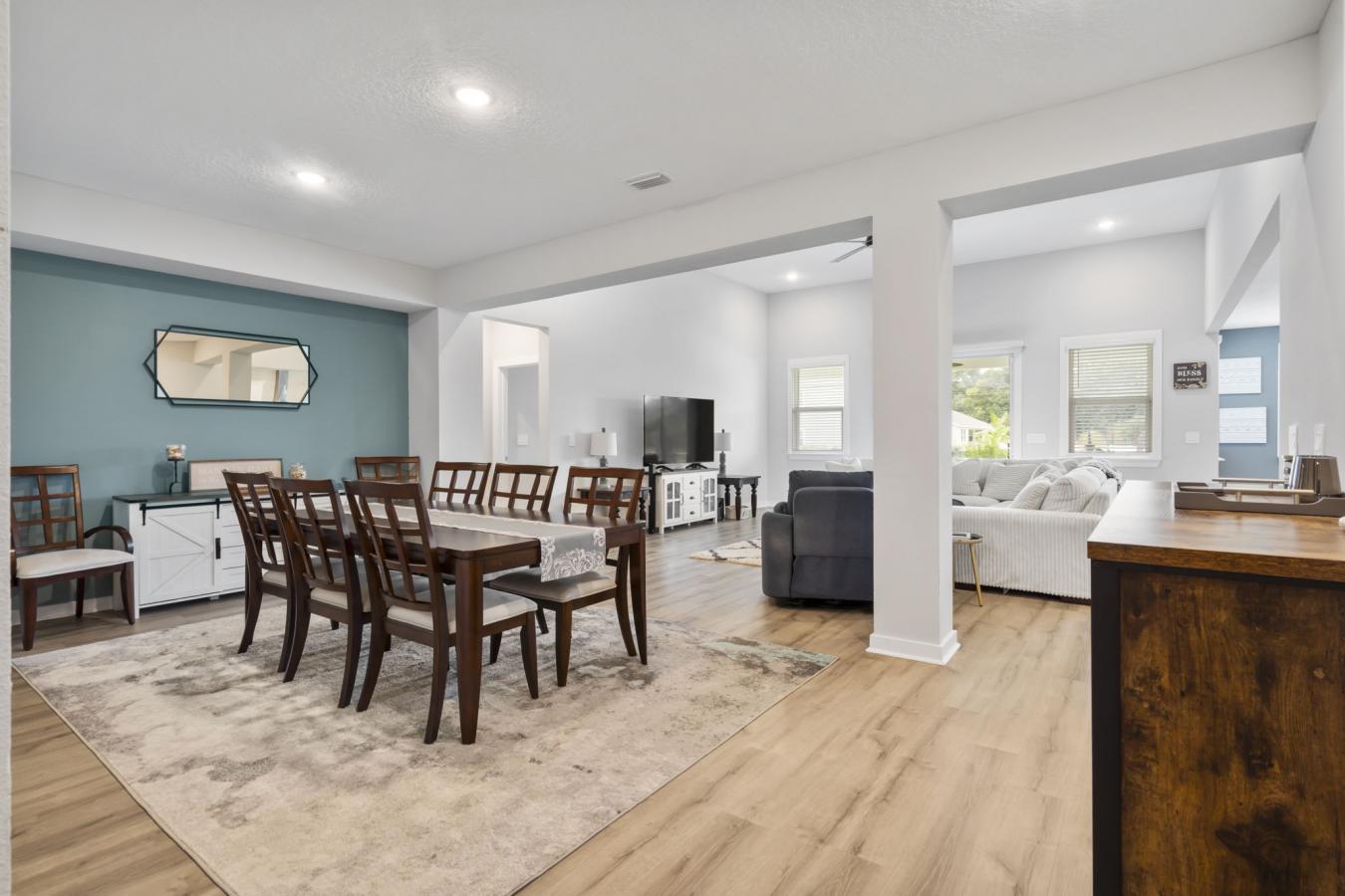 Jacksonville, Duval, 32225, United States, 3 Bedrooms Bedrooms, ,2 BathroomsBathrooms,Residential,For Sale,1953888