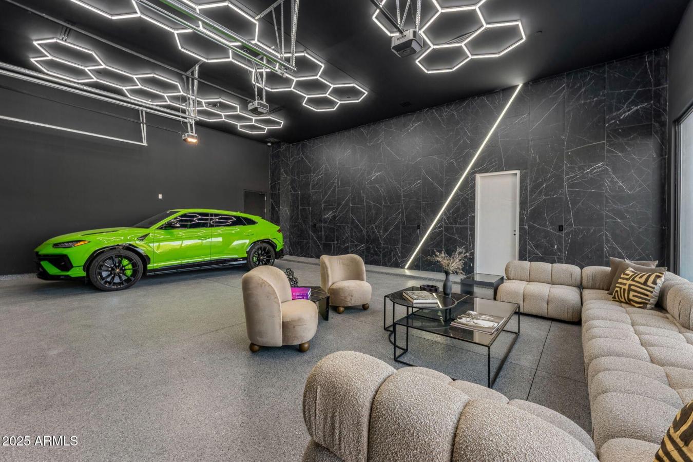 Scottsdale, Maricopa, 85260, United States, 7 Bedrooms Bedrooms, ,8 BathroomsBathrooms,Residential,For Sale,1954255