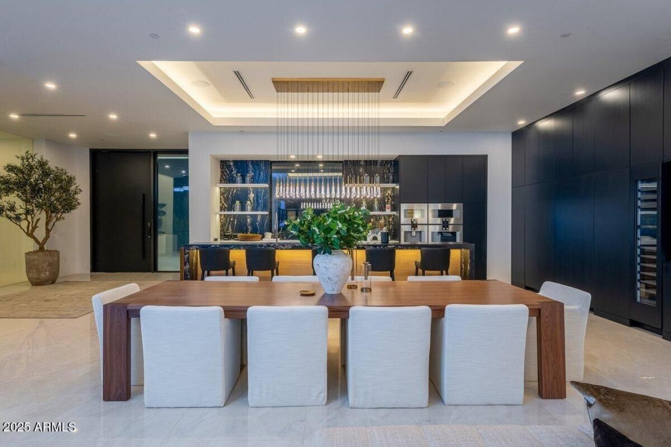 Scottsdale, Maricopa, 85260, United States, 7 Bedrooms Bedrooms, ,8 BathroomsBathrooms,Residential,For Sale,1954255