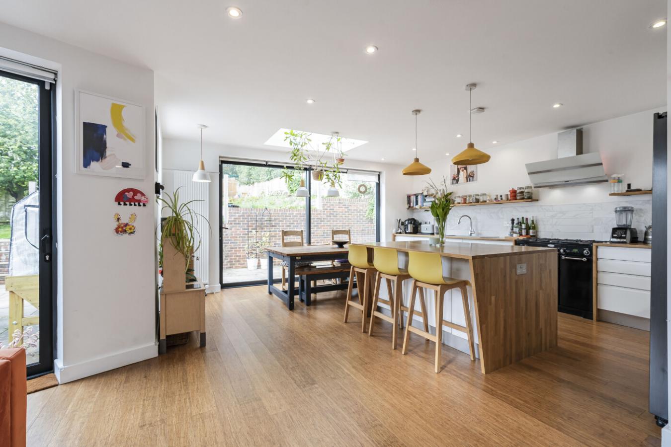 Coulsdon, Surrey, CR5 2PH, United Kingdom, 4 Bedrooms Bedrooms, ,2 BathroomsBathrooms,Residential,For Sale,1954253