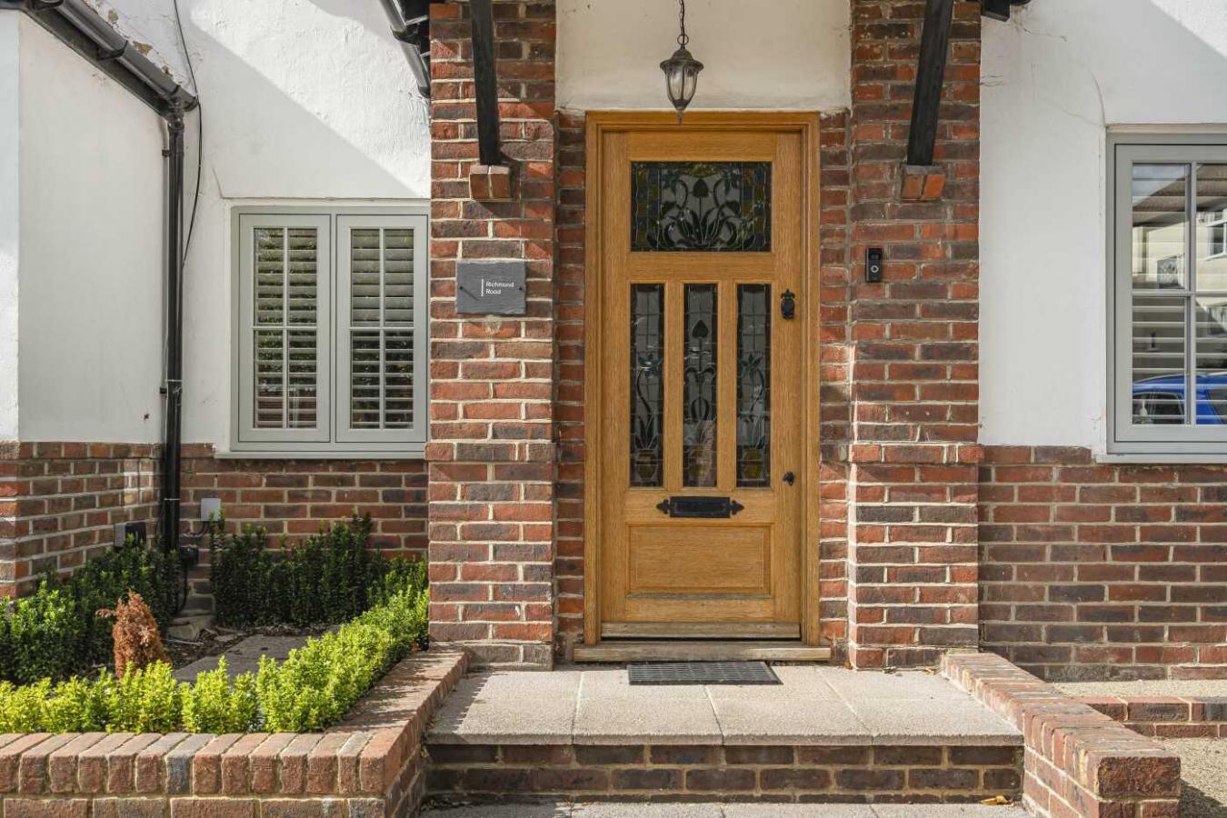 Coulsdon, Surrey, CR5 2PH, United Kingdom, 4 Bedrooms Bedrooms, ,2 BathroomsBathrooms,Residential,For Sale,1954253