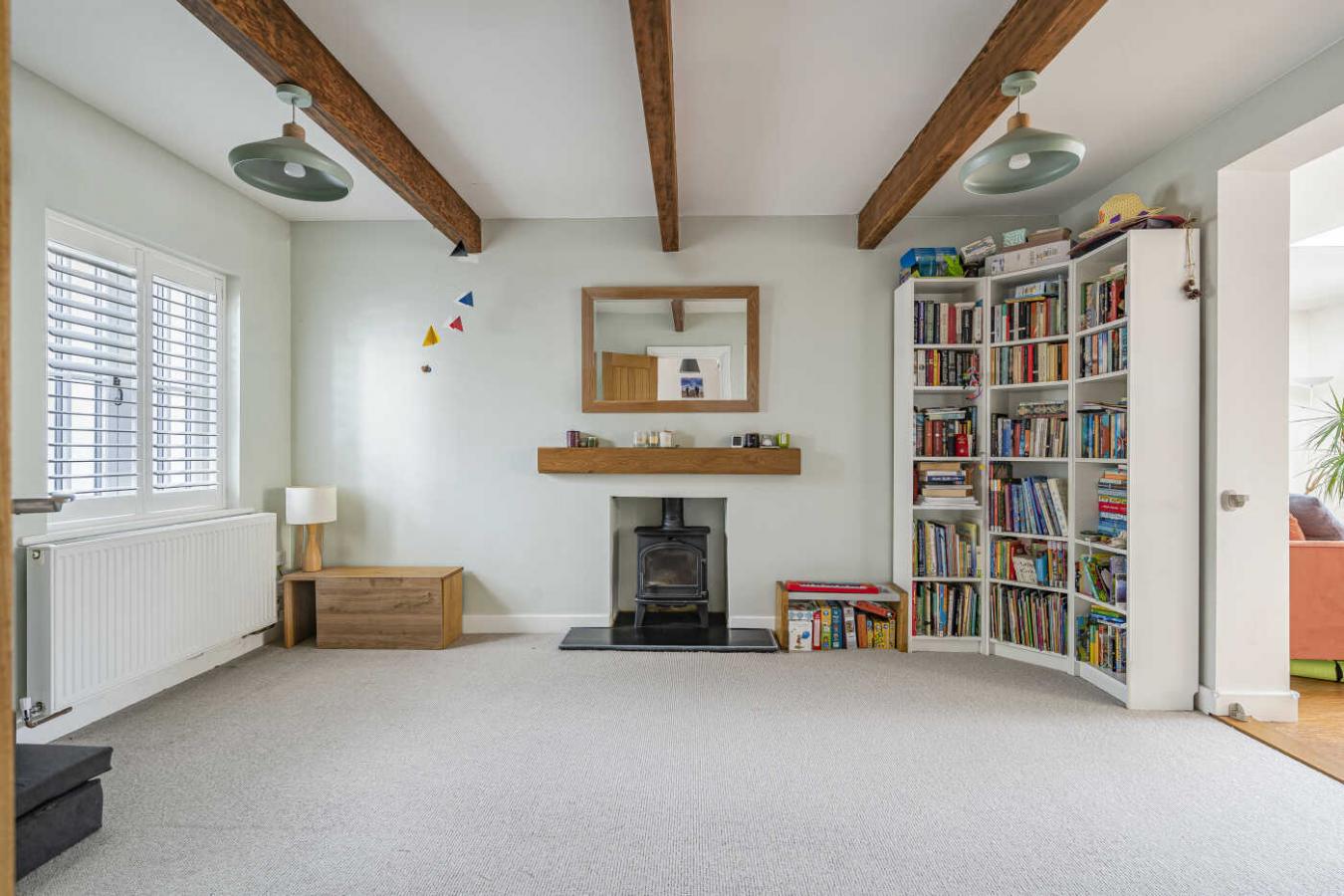 Coulsdon, Surrey, CR5 2PH, United Kingdom, 4 Bedrooms Bedrooms, ,2 BathroomsBathrooms,Residential,For Sale,1954253