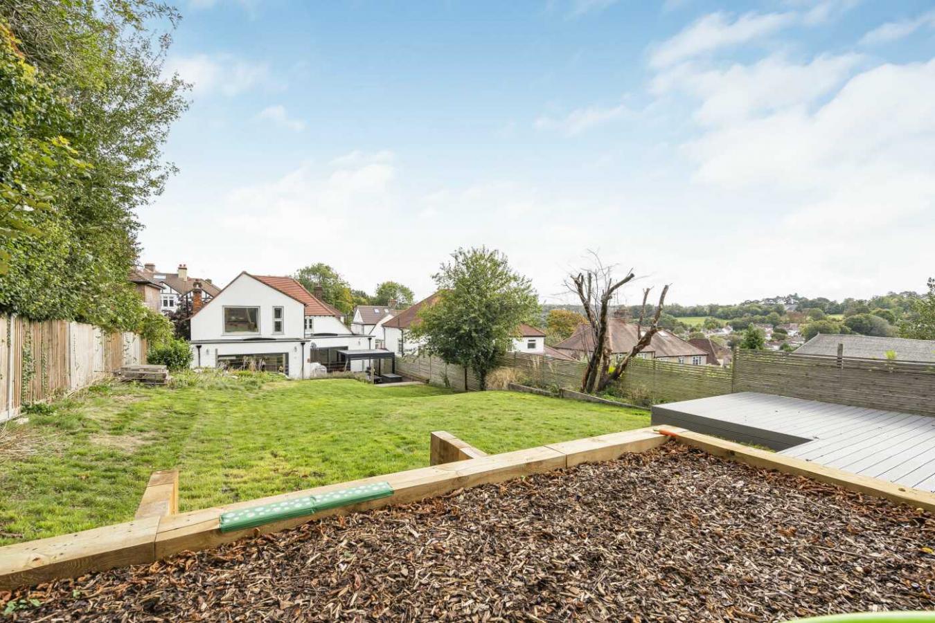 Coulsdon, Surrey, CR5 2PH, United Kingdom, 4 Bedrooms Bedrooms, ,2 BathroomsBathrooms,Residential,For Sale,1954253