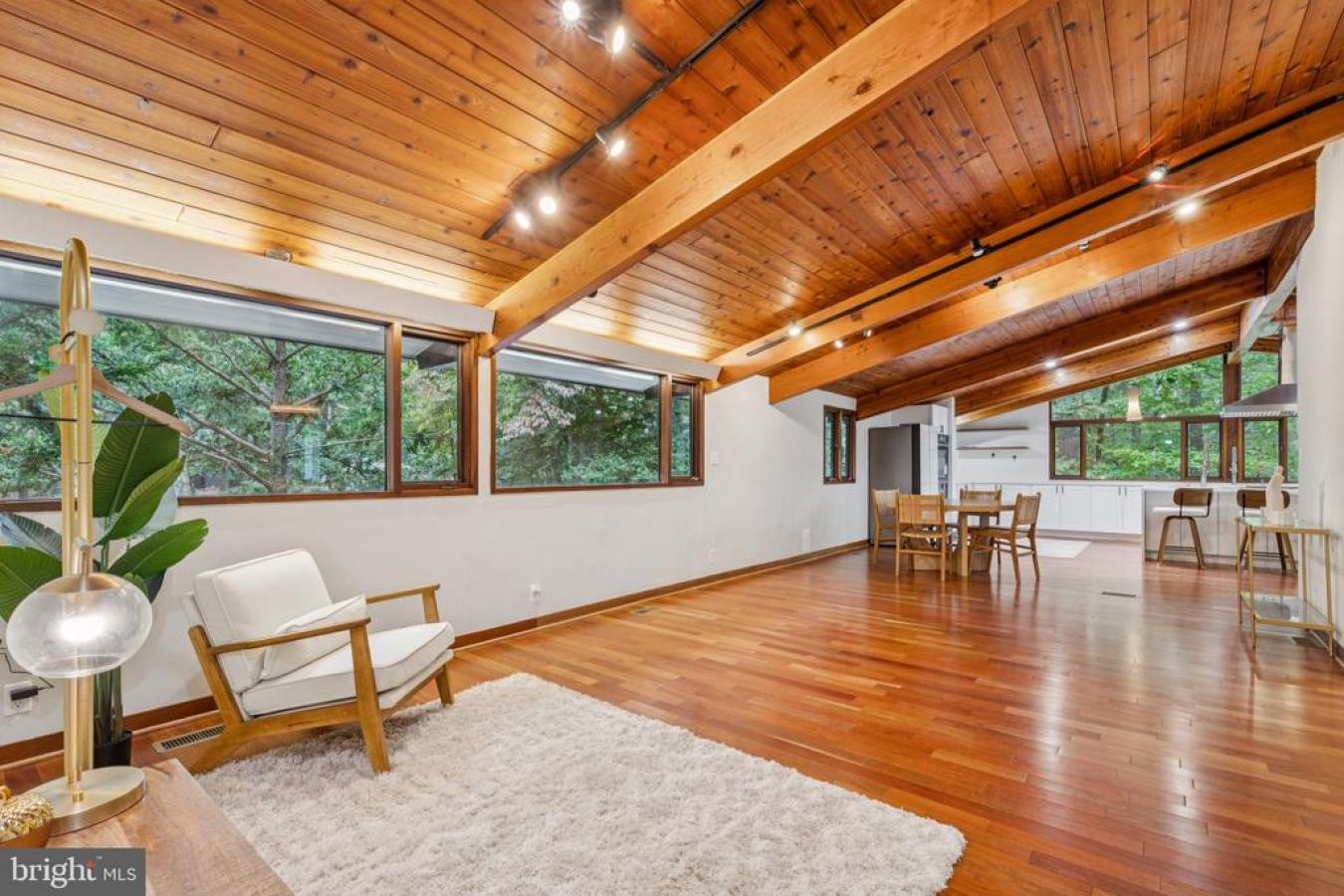 RESTON, FAIRFAX, 20191, United States, 5 Bedrooms Bedrooms, ,4 BathroomsBathrooms,Residential,For Sale,1954252