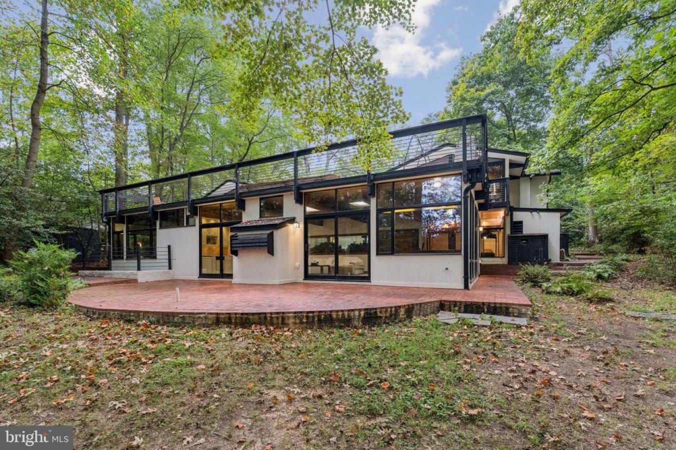 RESTON, FAIRFAX, 20191, United States, 5 Bedrooms Bedrooms, ,4 BathroomsBathrooms,Residential,For Sale,1954252