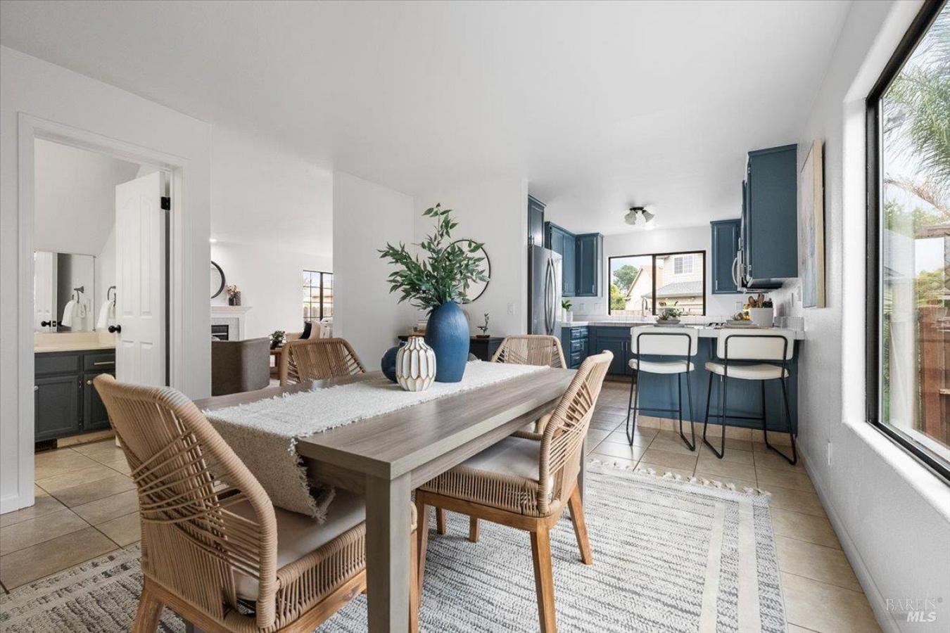 Santa Rosa, Sonoma, 95401, United States, 4 Bedrooms Bedrooms, ,2 BathroomsBathrooms,Residential,For Sale,1954251