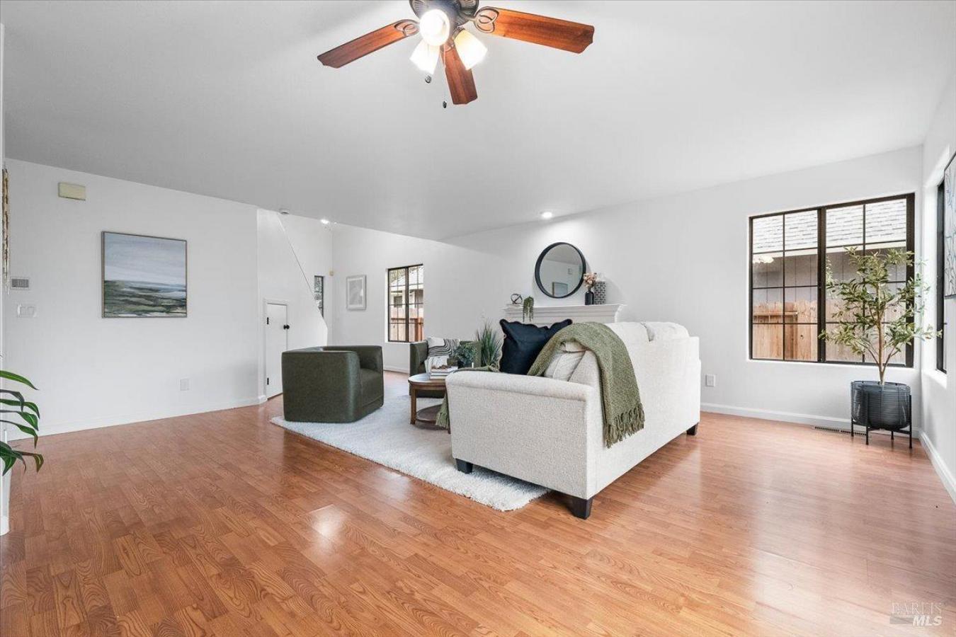 Santa Rosa, Sonoma, 95401, United States, 4 Bedrooms Bedrooms, ,2 BathroomsBathrooms,Residential,For Sale,1954251