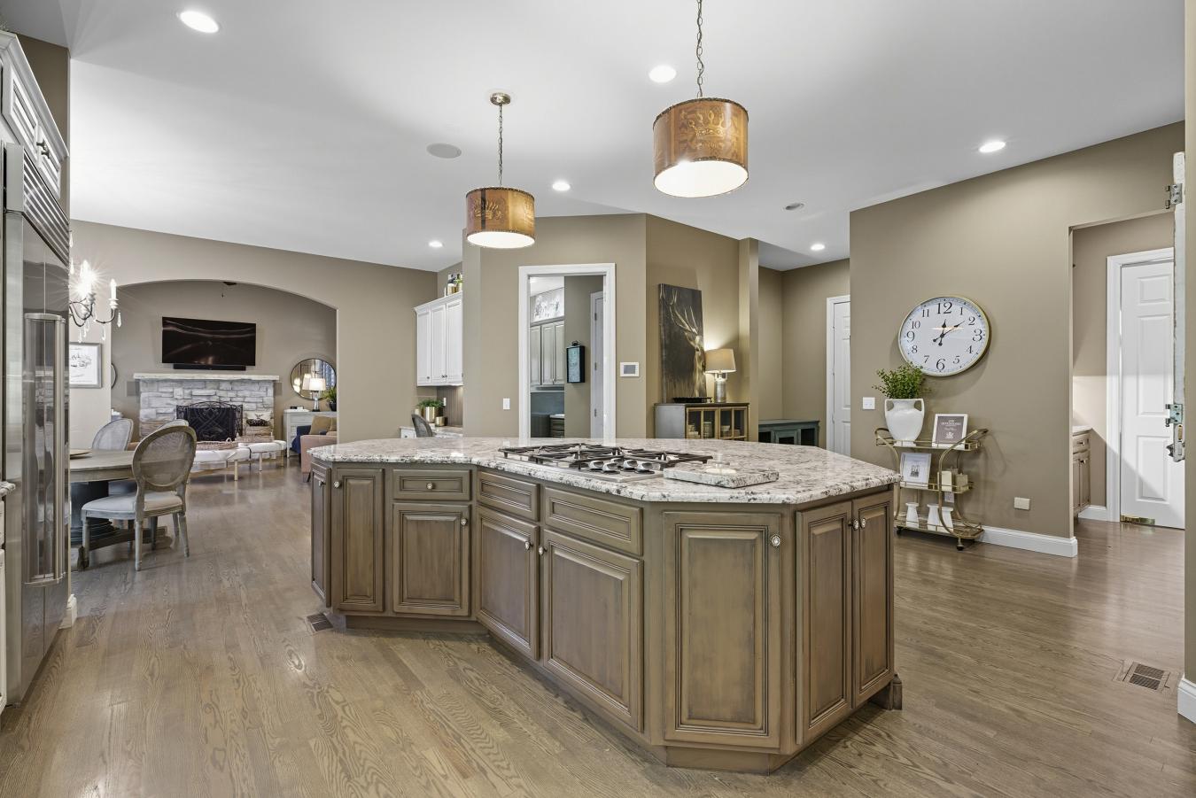 Chesterfield, St. Louis, 63005, United States, 5 Bedrooms Bedrooms, ,4 BathroomsBathrooms,Residential,For Sale,1959879