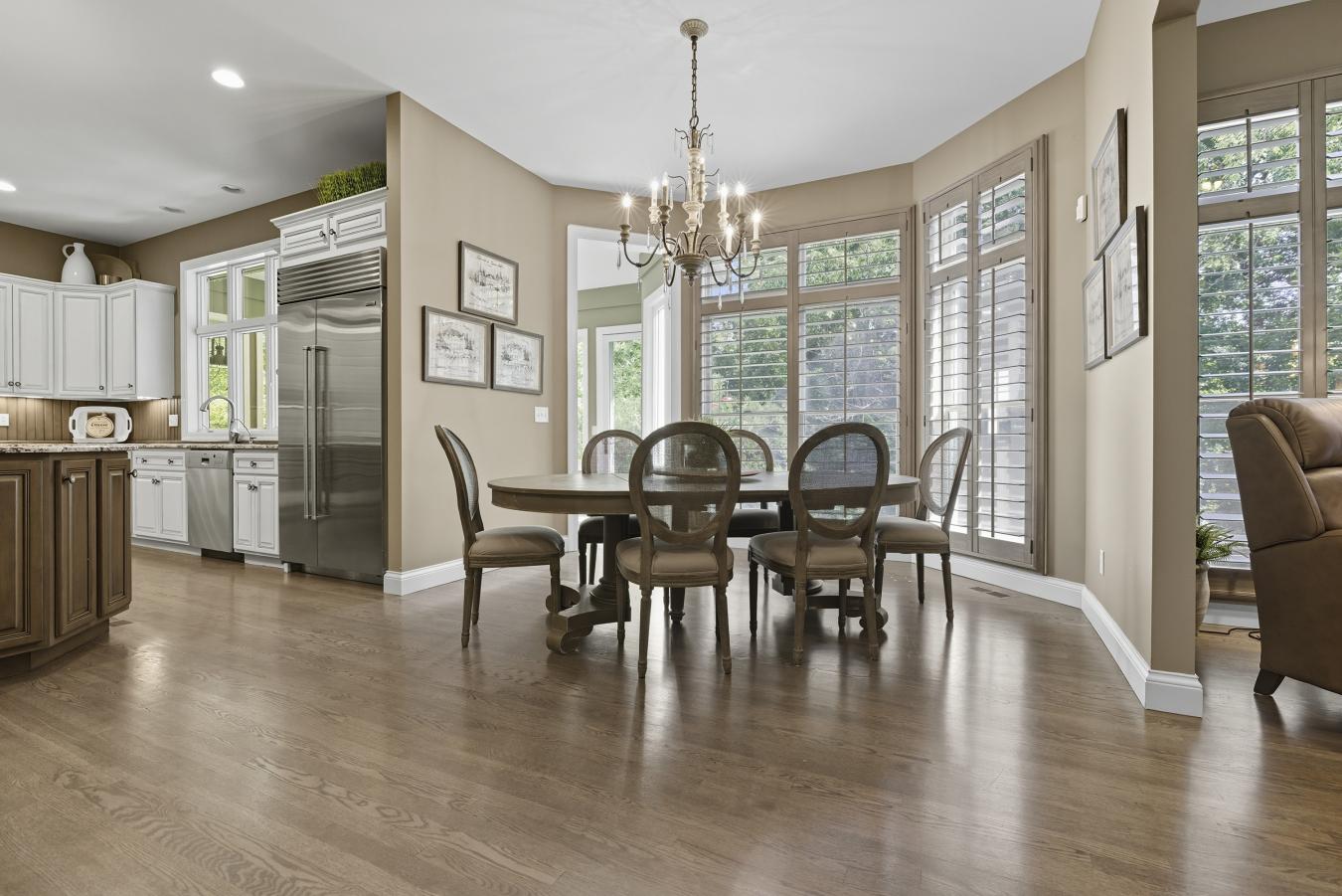 Chesterfield, St. Louis, 63005, United States, 5 Bedrooms Bedrooms, ,4 BathroomsBathrooms,Residential,For Sale,1959879