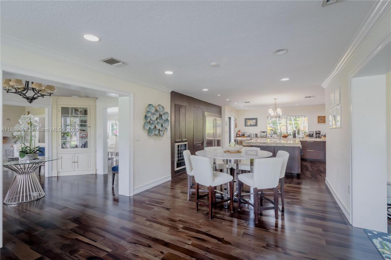 Miami, Miami-Dade County, 33143, United States, 4 Bedrooms Bedrooms, ,3 BathroomsBathrooms,Residential,For Sale,1954250