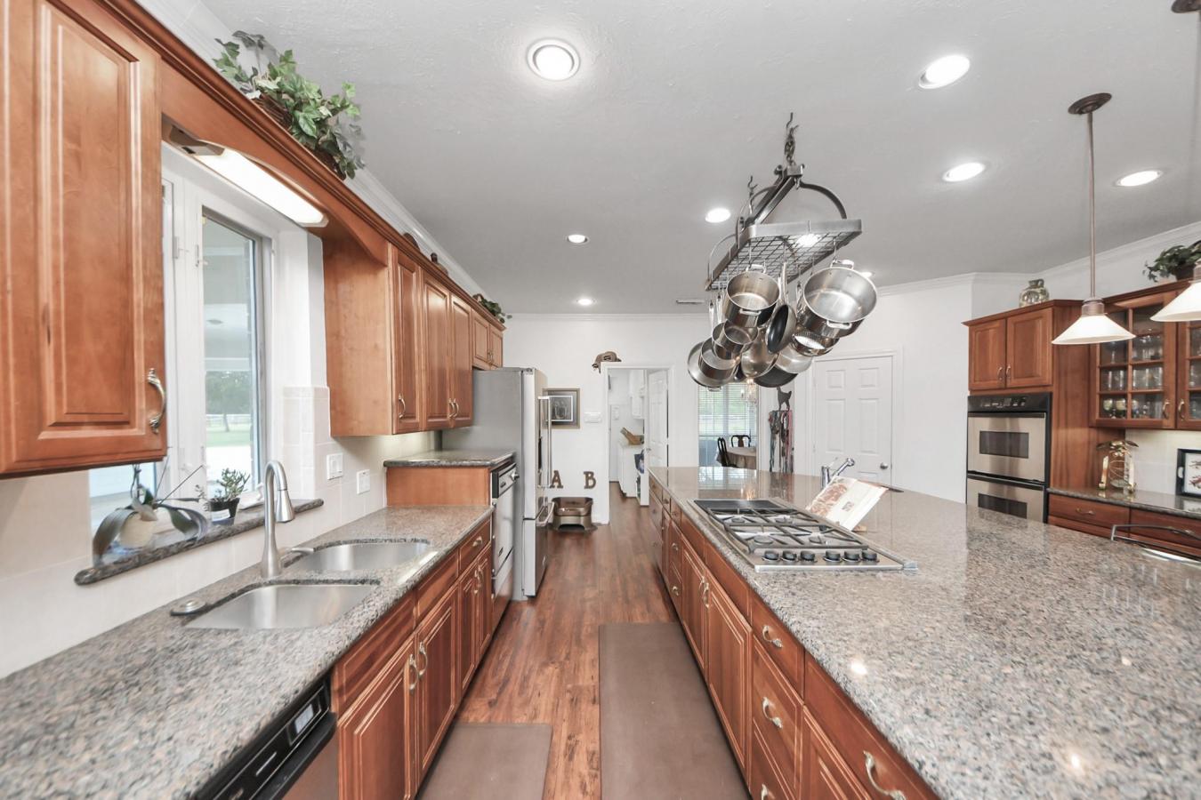 Rosharon, Brazoria, 77583, United States, 3 Bedrooms Bedrooms, ,2 BathroomsBathrooms,Residential,For Sale,1962118