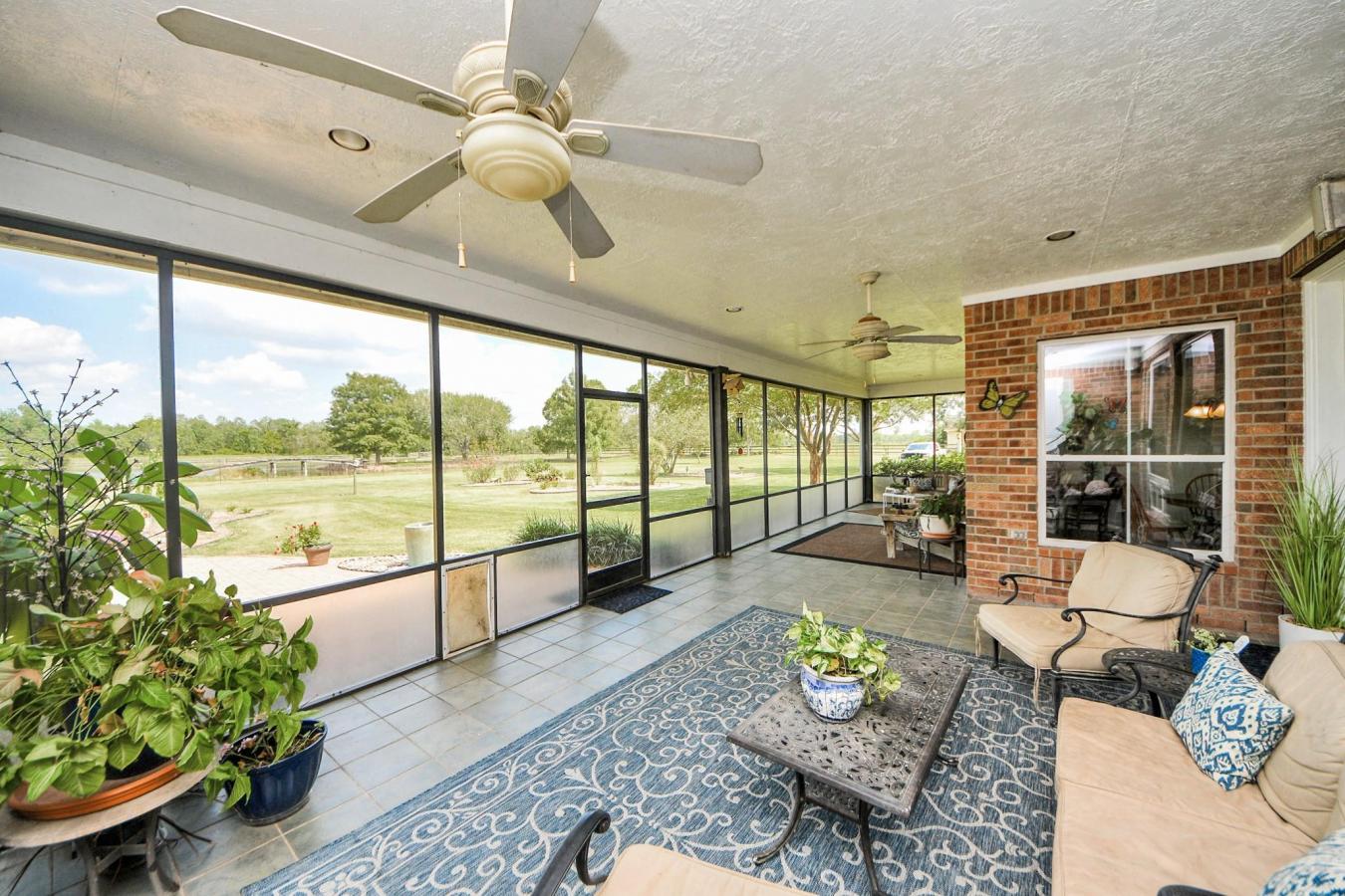 Rosharon, Brazoria, 77583, United States, 3 Bedrooms Bedrooms, ,2 BathroomsBathrooms,Residential,For Sale,1962118