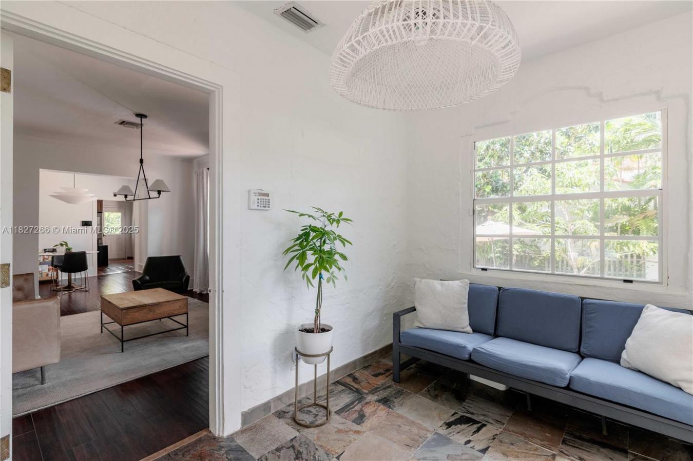 Coral Gables, Miami-Dade County, 33134, United States, 2 Bedrooms Bedrooms, ,-1 BathroomBathrooms,Residential,For Sale,1954249