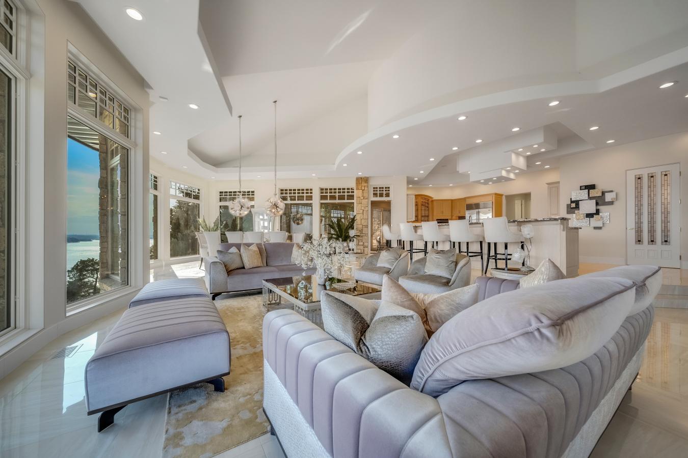 Lake Ozark, Camden, 65049, United States, 5 Bedrooms Bedrooms, ,4 BathroomsBathrooms,Residential,For Sale,1953886