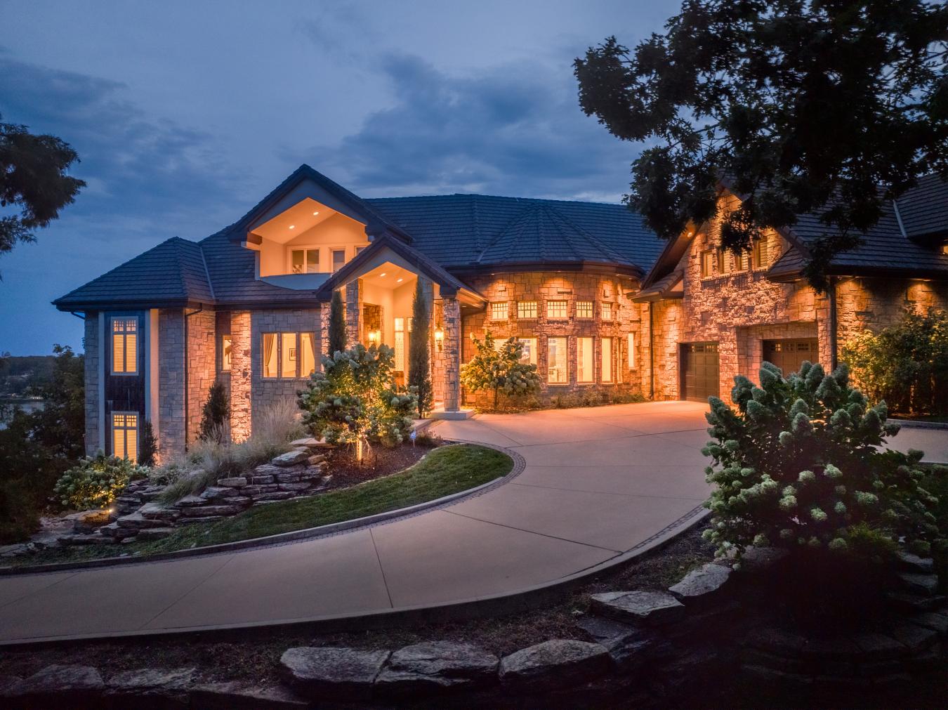 Lake Ozark, Camden, 65049, United States, 5 Bedrooms Bedrooms, ,4 BathroomsBathrooms,Residential,For Sale,1953886